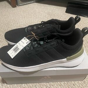 ADIDAS Racer TR21 Men’s 13 gy7995 Black/Camo NIB